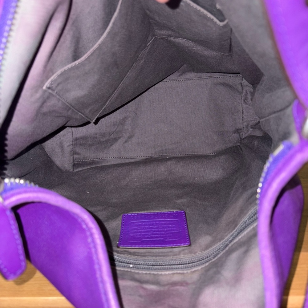 Coach 19893 Legacy Hobo Duffle Bag Ultraviolet Purple - Picture 4 of 9